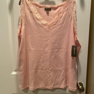 Ladies NWT 3x pink lace trim tank top